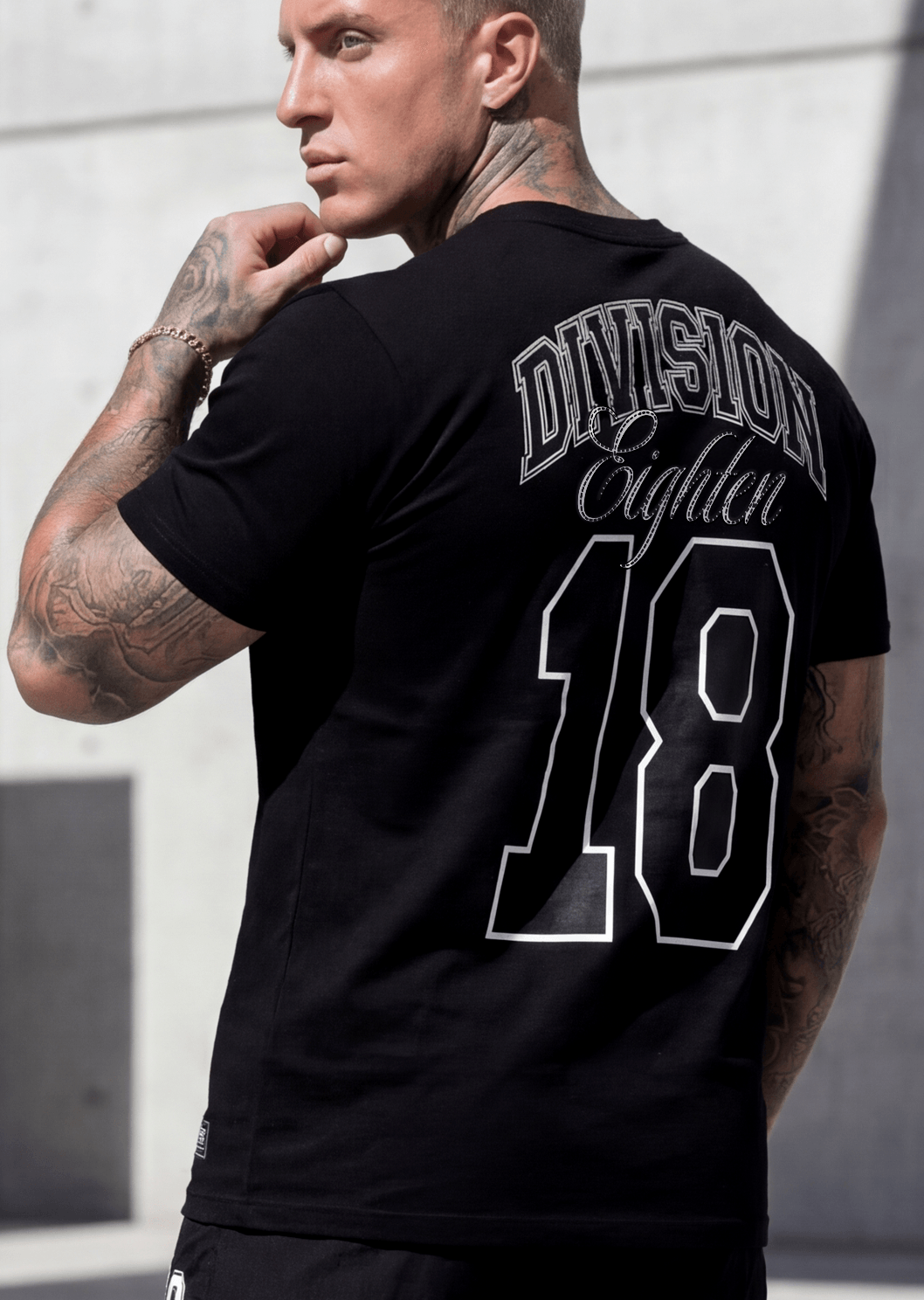 JCKD 3018 Division 18 Stitched Tee black, bold DIV18 graphic with premium stitched detail gym tee