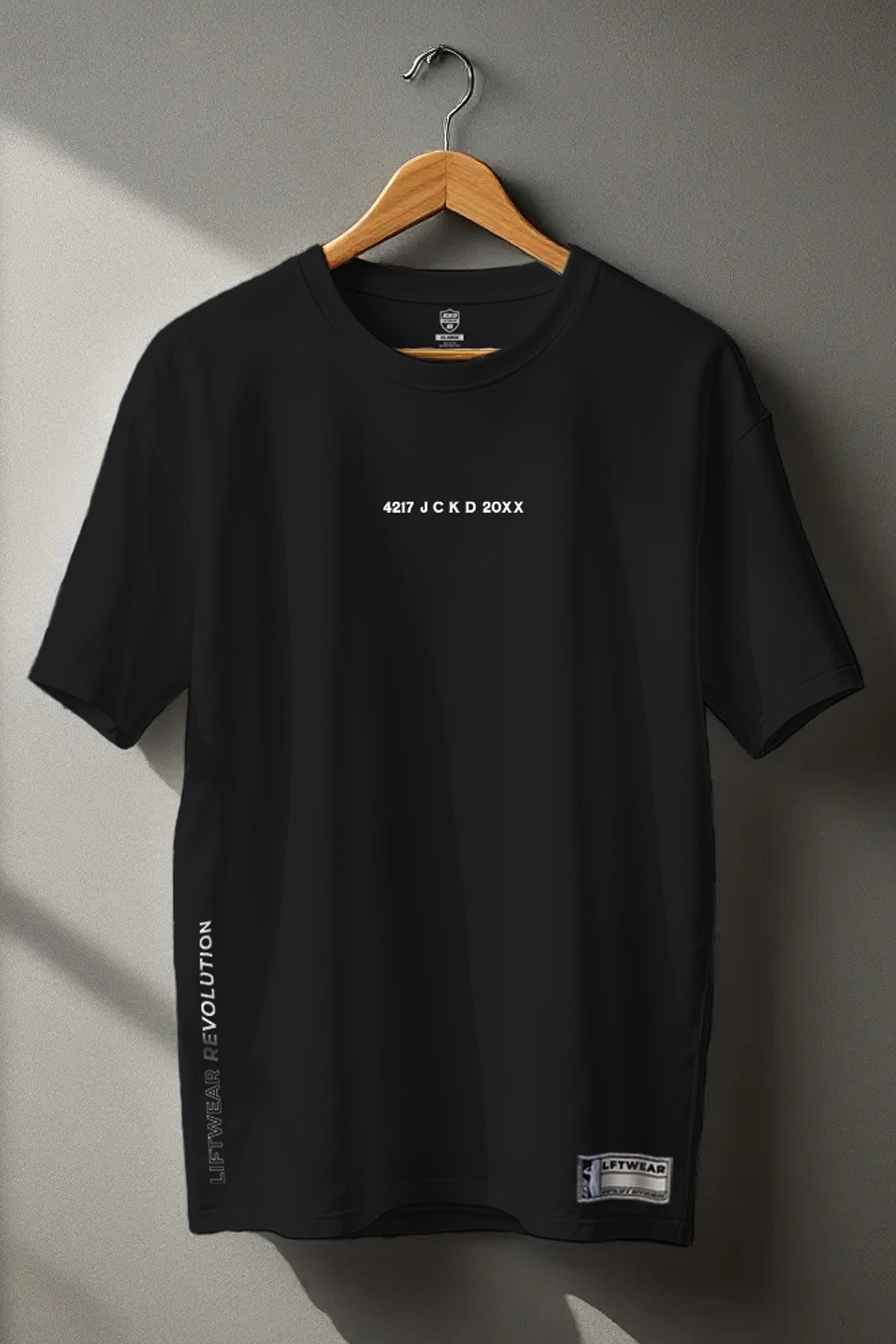 3018 REVOLUTION TEE
