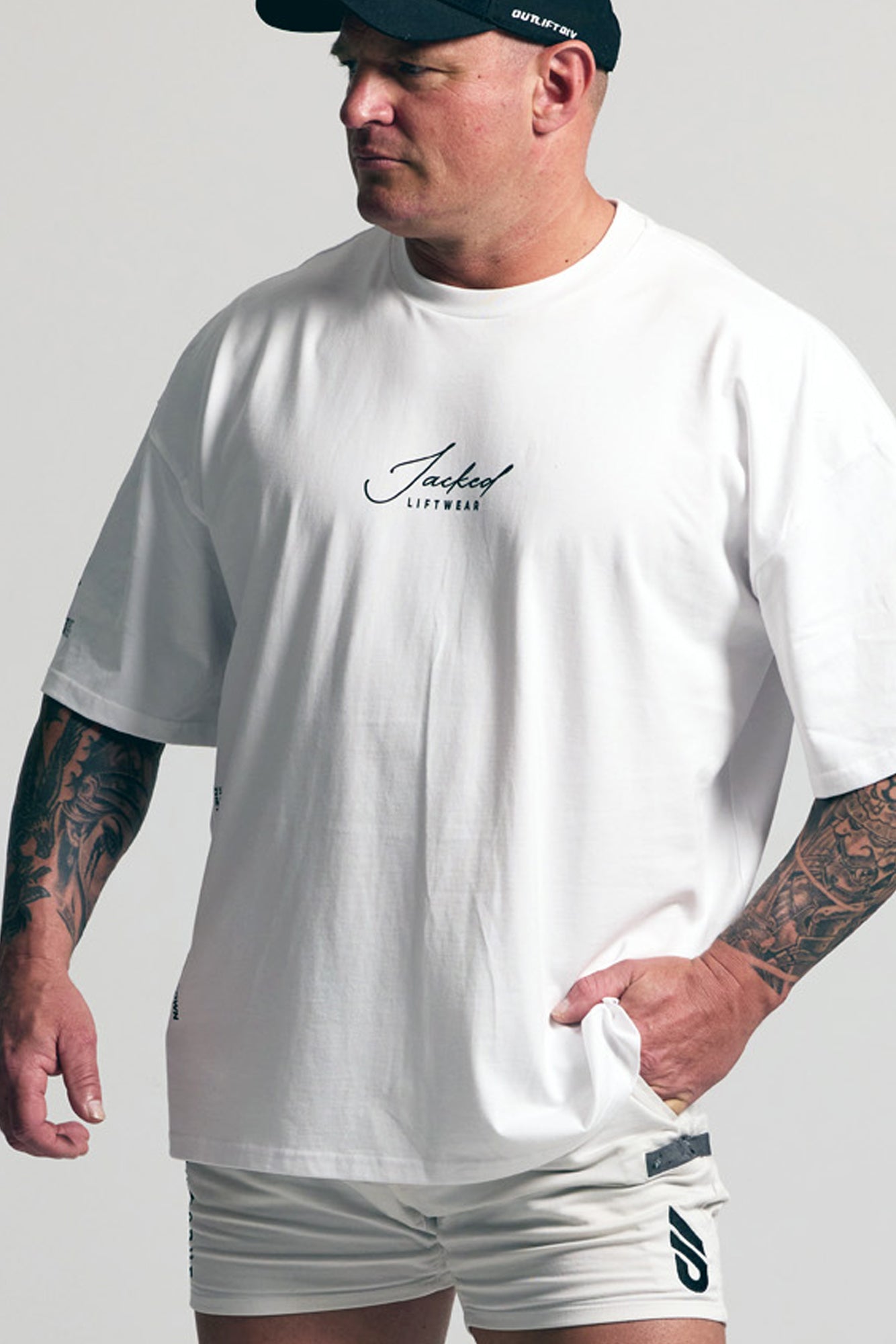 4018 LEGACY OVERSIZED TEE