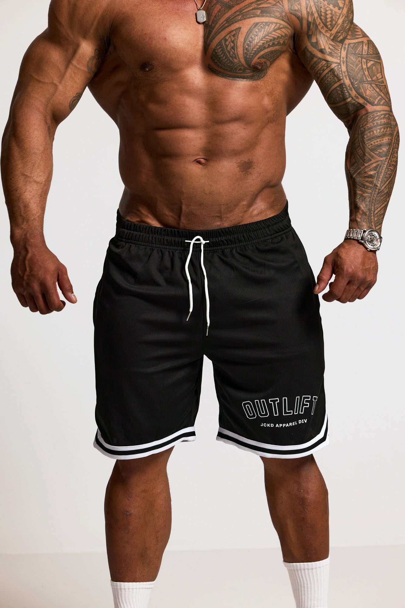 1020 OUTLIFT 18 SHORTS
