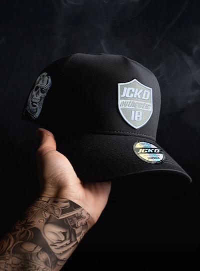 0018 CREST 18 LIMITED SNAPBACK